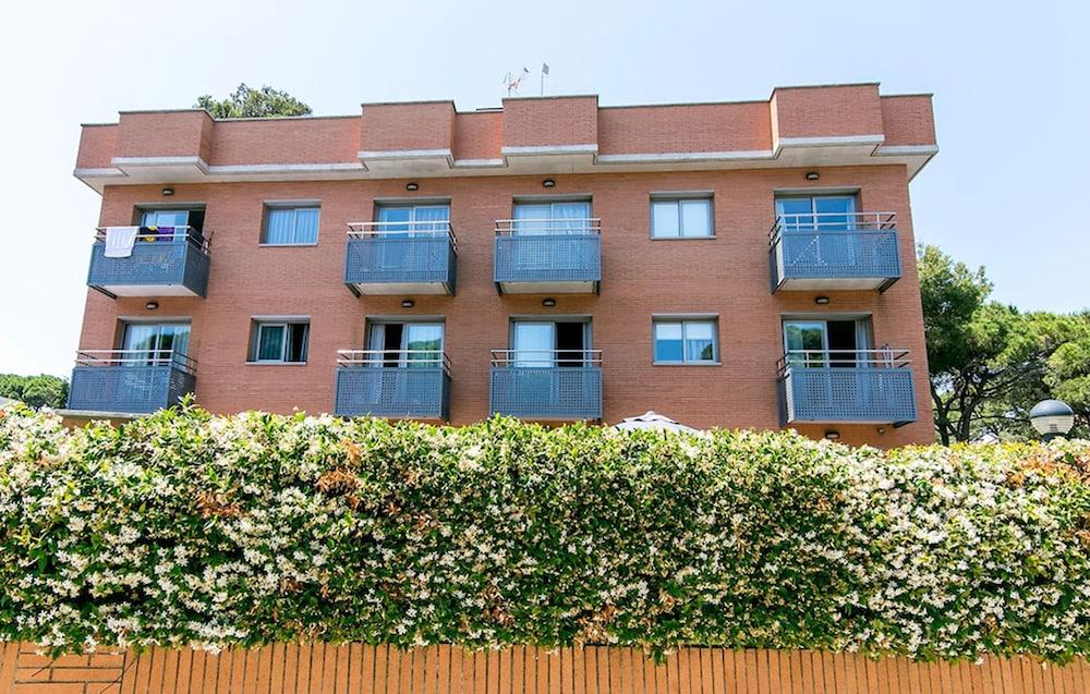 קסטלדפלס Aparthotel Bardon מראה חיצוני תמונה