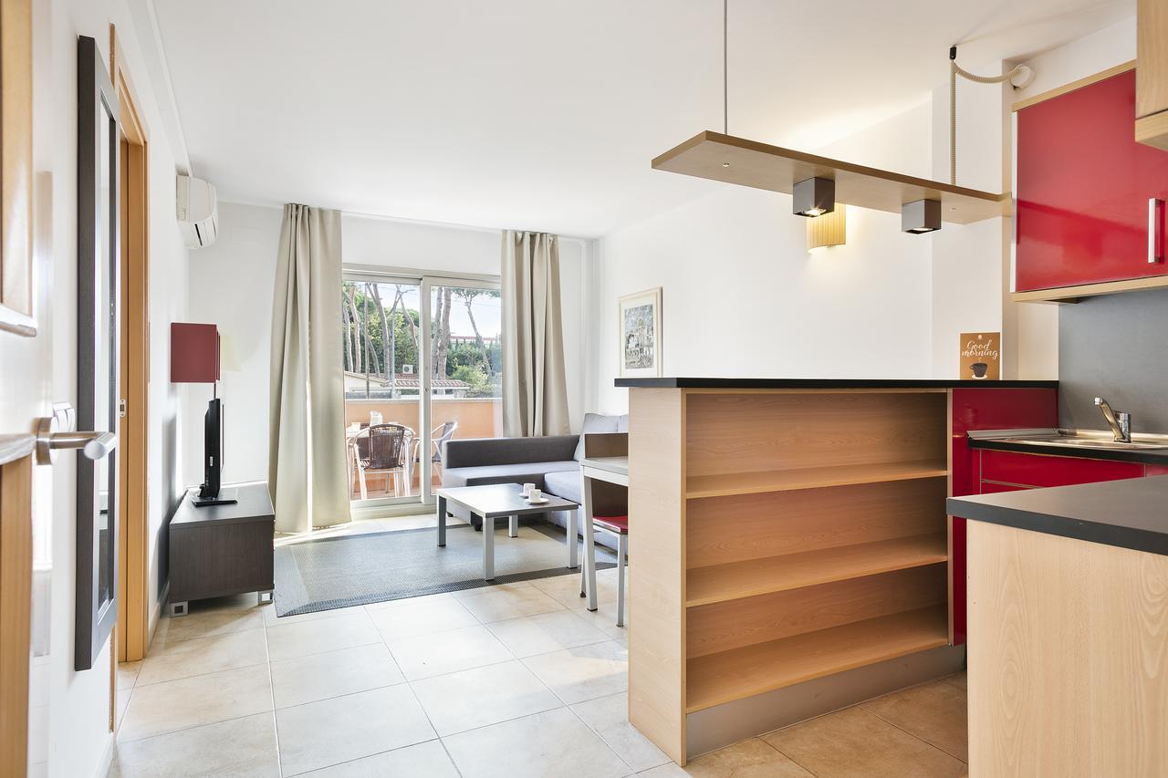 קסטלדפלס Aparthotel Bardon מראה חיצוני תמונה